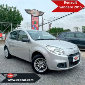 RENAULT SANDERO 2015 T/M