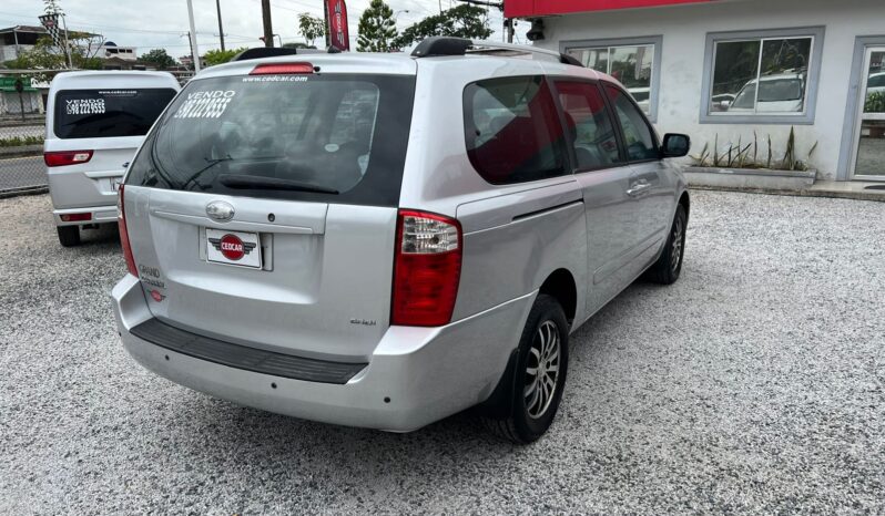 Kia Carnival 2013 full