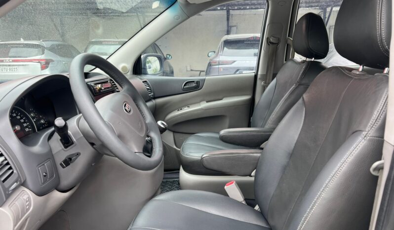 Kia Carnival 2013 full
