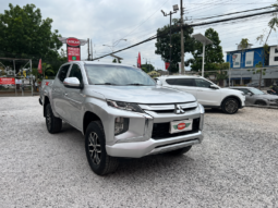 Mitsubishi L200 doble cabina 2021 full