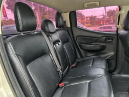 Mitsubishi L200 doble cabina 2021 full
