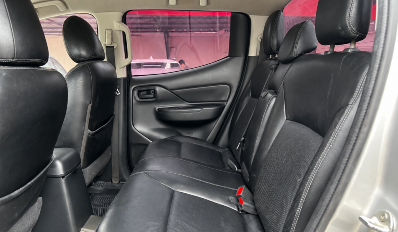 Mitsubishi L200 doble cabina 2021 full