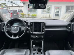 Volvo XC40 full
