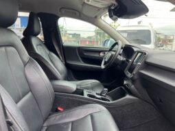 Volvo XC40 full