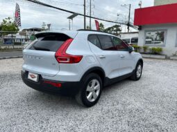 Volvo XC40 full