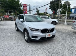 Volvo XC40 full
