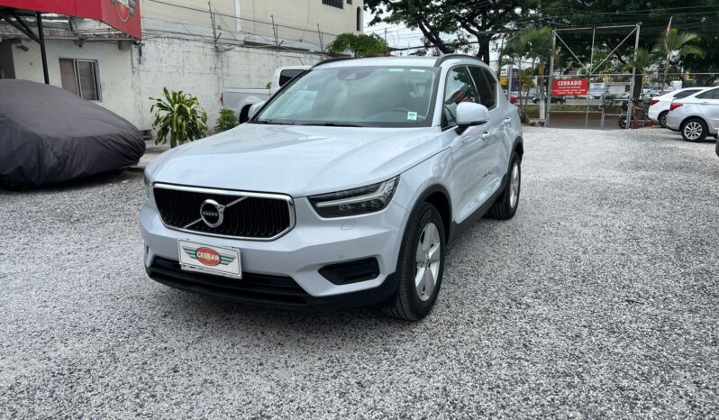 Volvo XC40 full