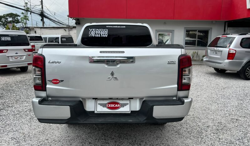 Mitsubishi L200 doble cabina 2021 full